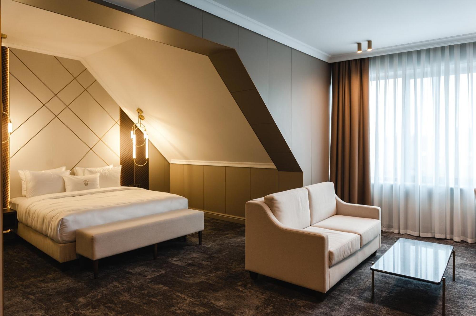 Old Continent Hotel أوزهورود المظهر الخارجي الصورة
