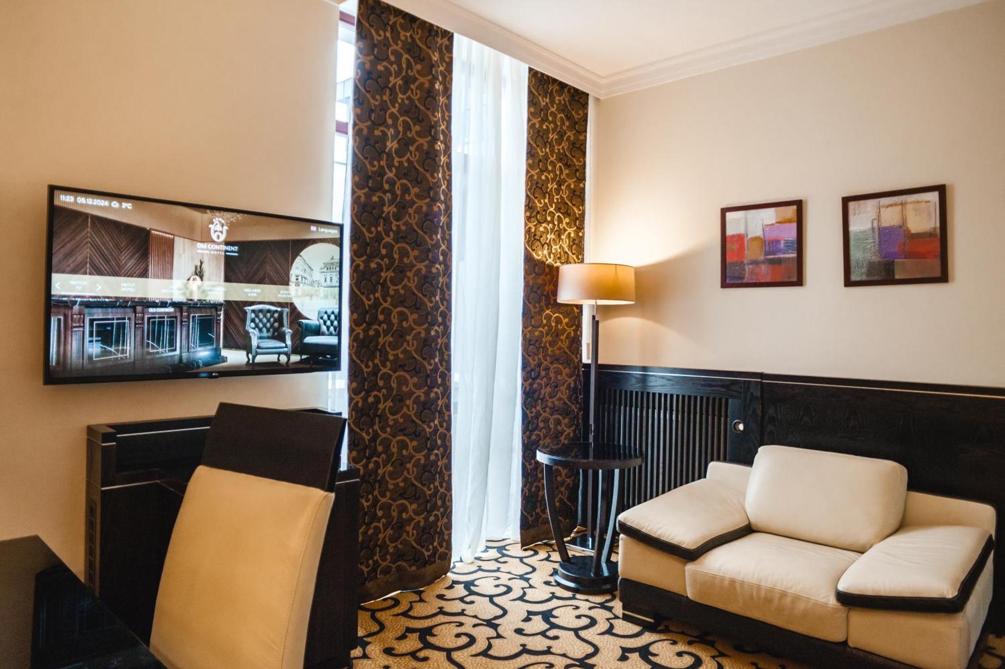 Old Continent Hotel أوزهورود المظهر الخارجي الصورة