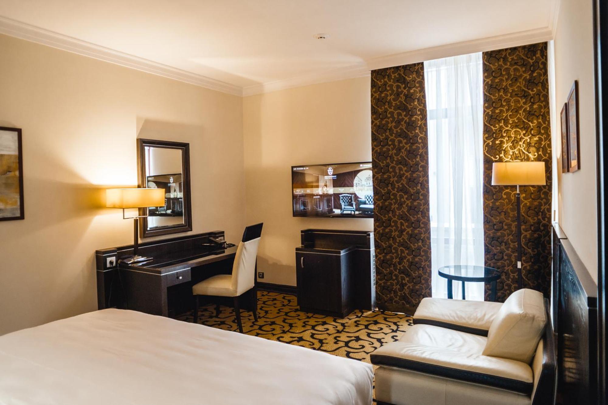 Old Continent Hotel أوزهورود المظهر الخارجي الصورة