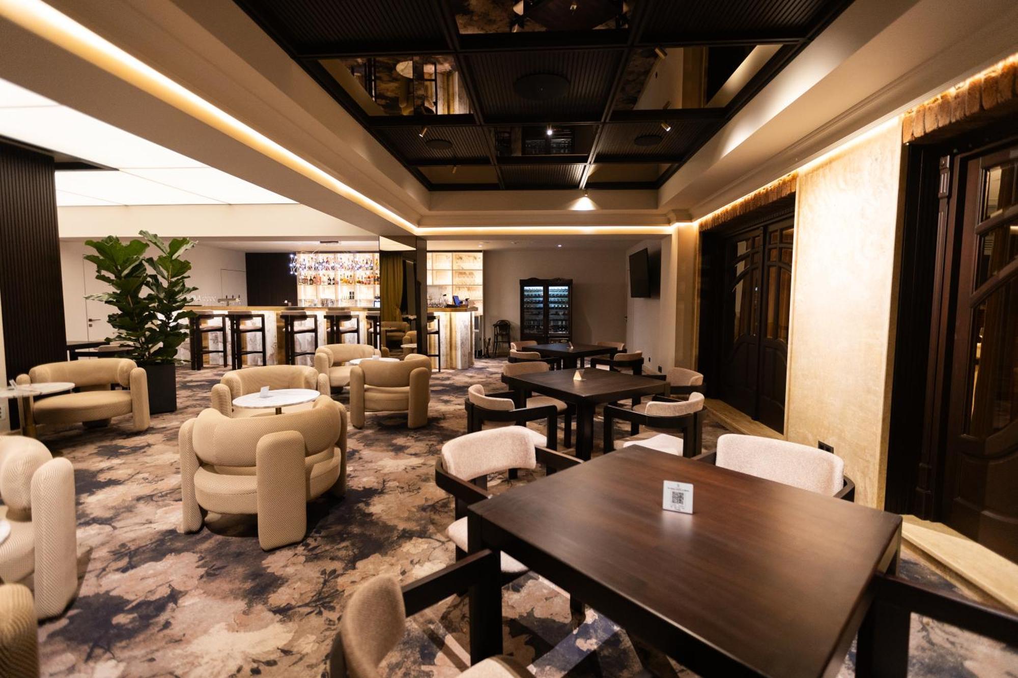 Old Continent Hotel أوزهورود المظهر الخارجي الصورة