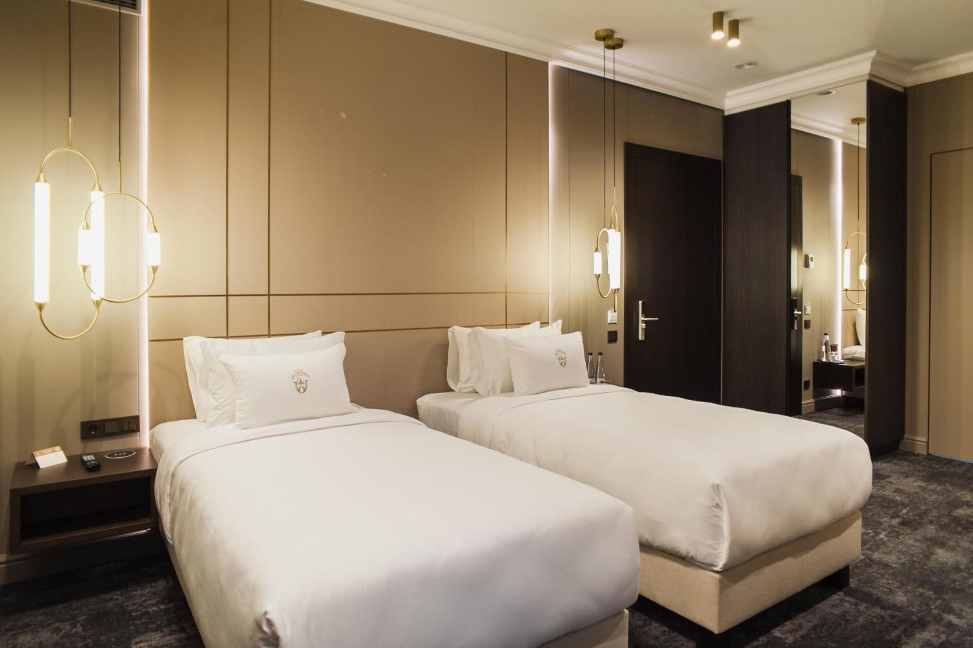 Old Continent Hotel أوزهورود المظهر الخارجي الصورة